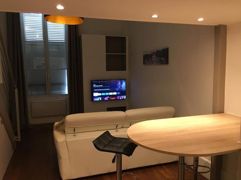 Hyper Centre Orleans : Appartement De Charme Екстер'єр фото